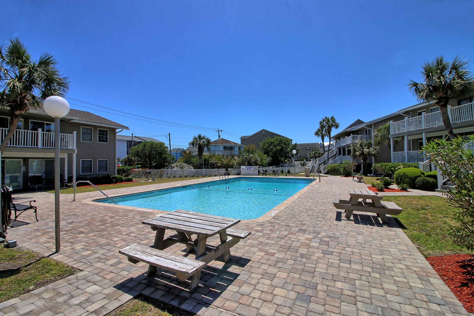 Floral Villa | Garden City Beach and Surfside Beach Condo Rentals